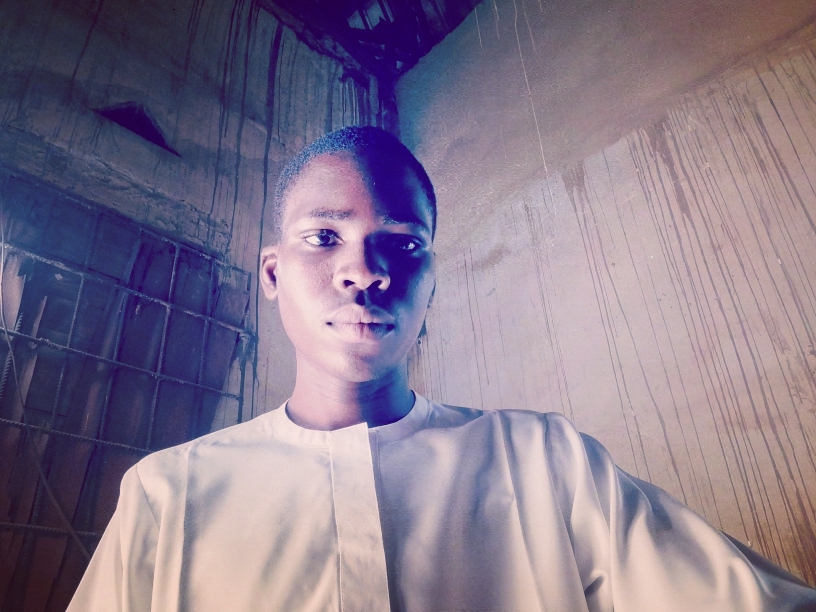 Vibes Web3 music competition week 38. Cover of "DESIRE" by sundayayuba.